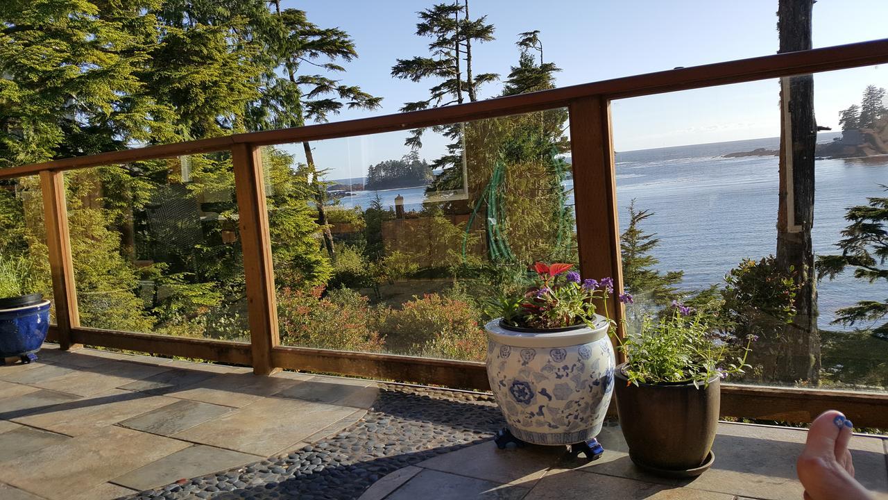 Reef Point Oceanfront Bed And Breakfast Ucluelet Exterior foto